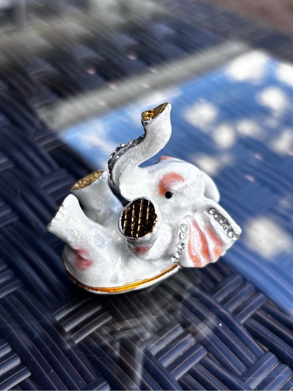 White and Gold Elephant trinket